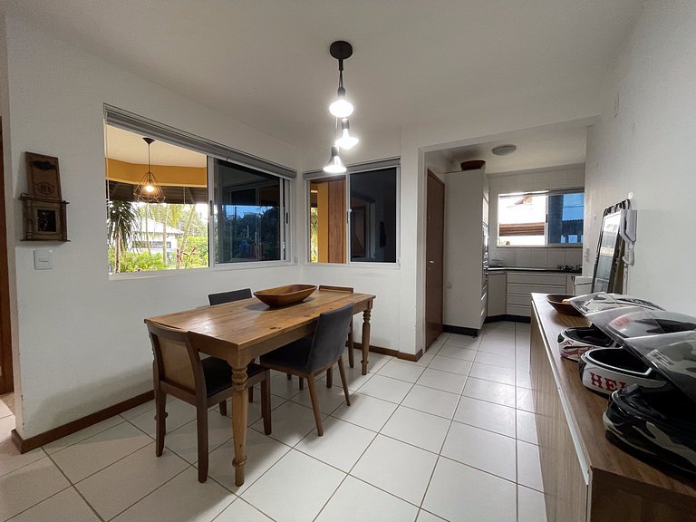 Belíssima Casa a 300m da Praia da Cachoeira