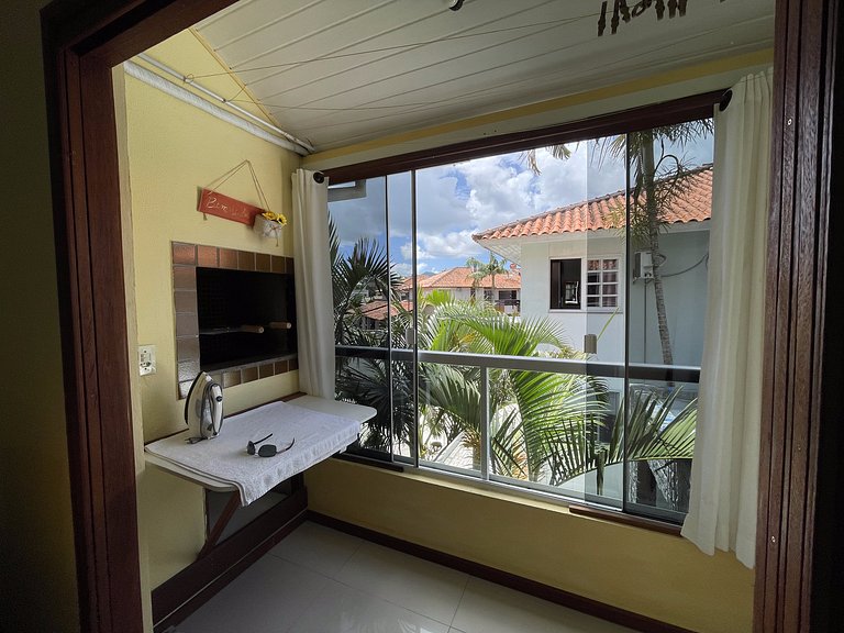 Apê com A/C, Garagem e Piscina em Canasvieiras