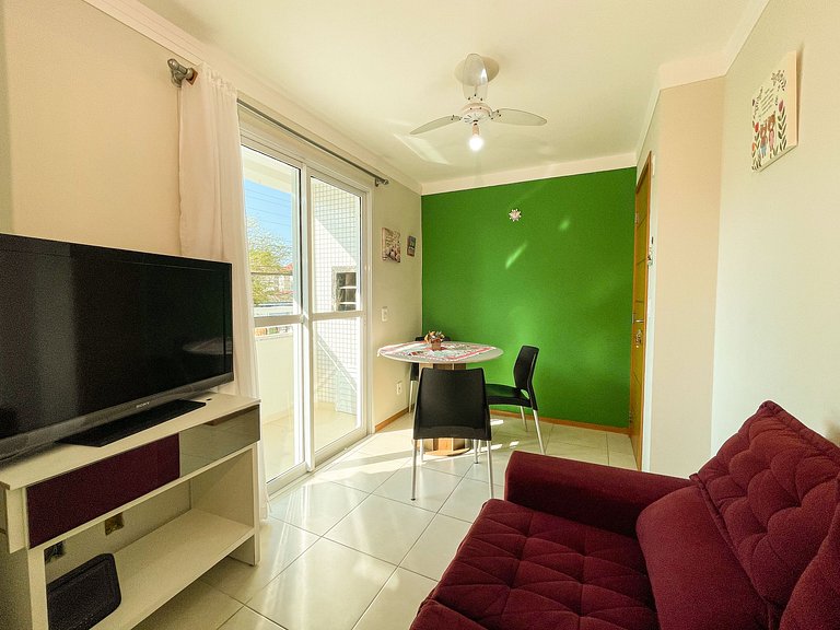 Apê com A/C, Garagem e Wi-Fi | 300m Canasvieiras