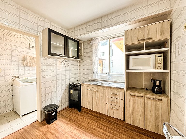 Apê Espaçoso, A/C | 300m Praia de Canasvieiras