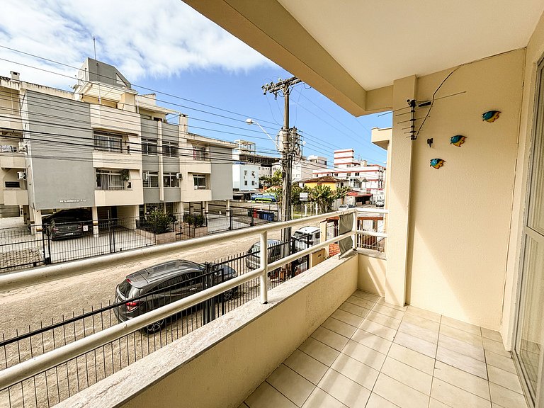 Apê Espaçoso, A/C | 300m Praia de Canasvieiras