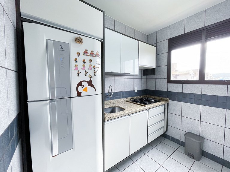 Apê Charmoso, A/C | 300m Praia de Canasvieiras