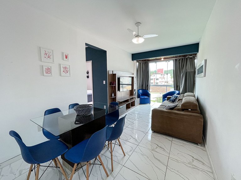 Apê Completo, A/C, Wi-Fi | 300m Praia Canasvieiras