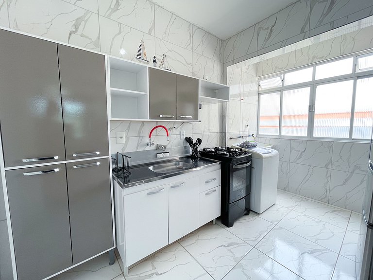 Apê Completo, A/C, Wi-Fi | 300m Praia Canasvieiras