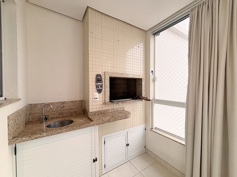Apê Moderno, A/C e Garagem | 300m Canasvieiras