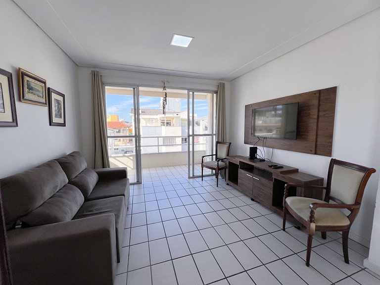 Apê Espaçoso, A/C | 300m Praia de Canasvieiras