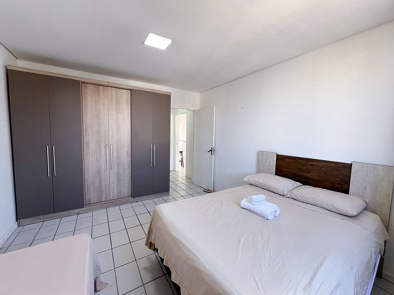 Apê Espaçoso, A/C | 300m Praia de Canasvieira