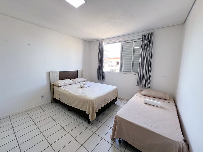 Apê Espaçoso, A/C | 300m Praia de Canasvieira