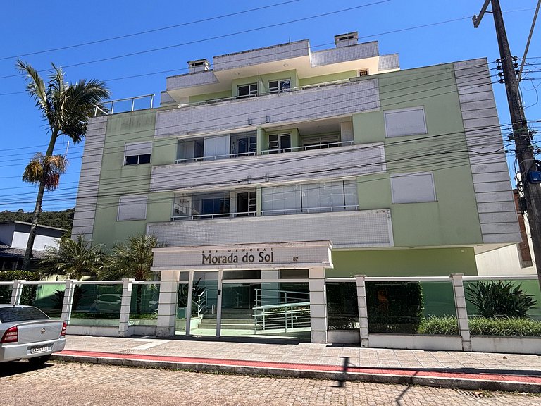 Apê A/C, Wi-Fi e Elevador | 500m Canasvieiras