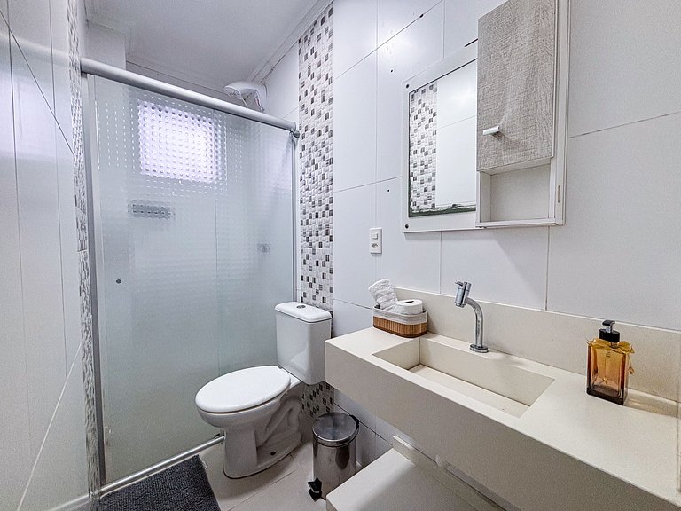 Apê com A/C, Churrasqueira, Garagem - Canasvieiras