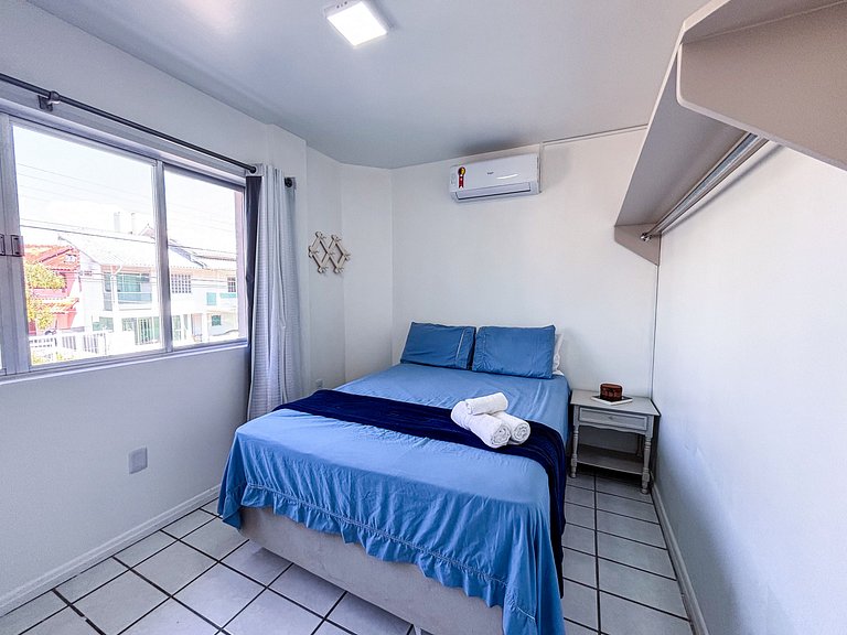 Apê Completo, A/C, Wi-Fi | 350m Praia Canasvieiras