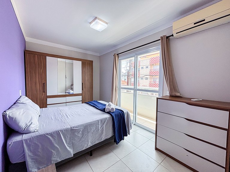 Apê com A/C, Garagem e Wi-Fi | 300m Canasvieiras