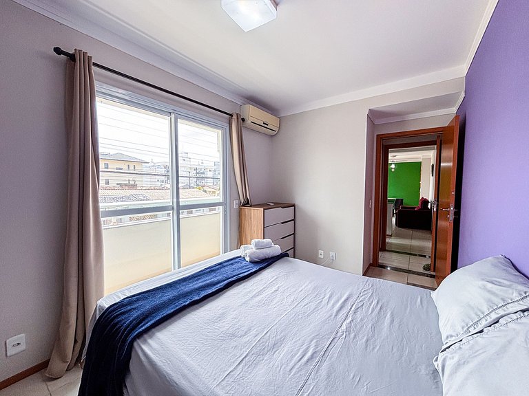 Apê com A/C, Garagem e Wi-Fi | 300m Canasvieiras