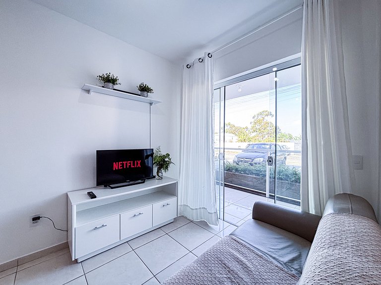 Apê Completo | 5min de Carro da Praia Canasvieiras