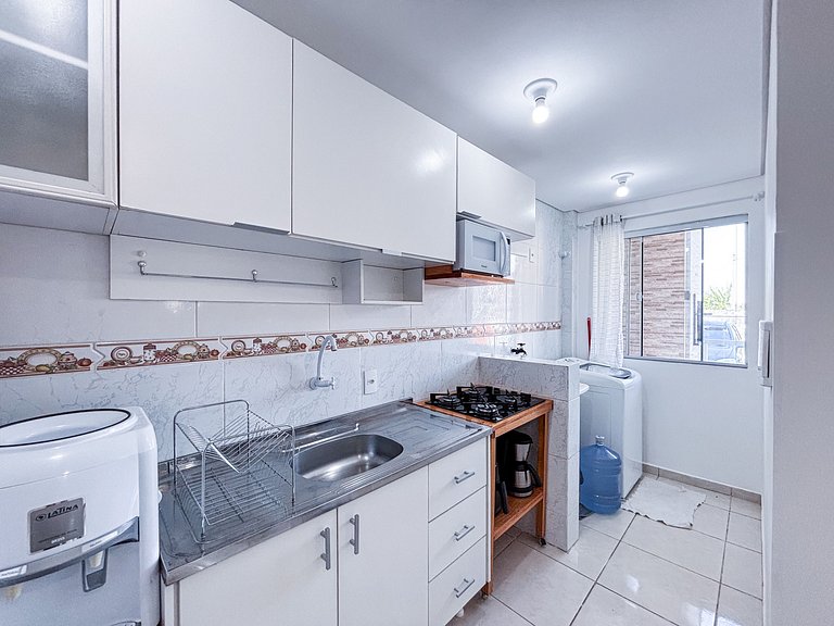 Apê Completo, Wi-Fi | 5min de Carro da Praia de Canasvieiras