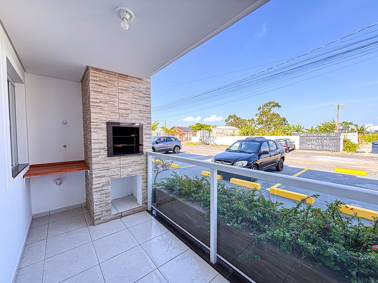 Apê Completo, Wi-Fi | 5min de Carro da Praia de Canasvieiras