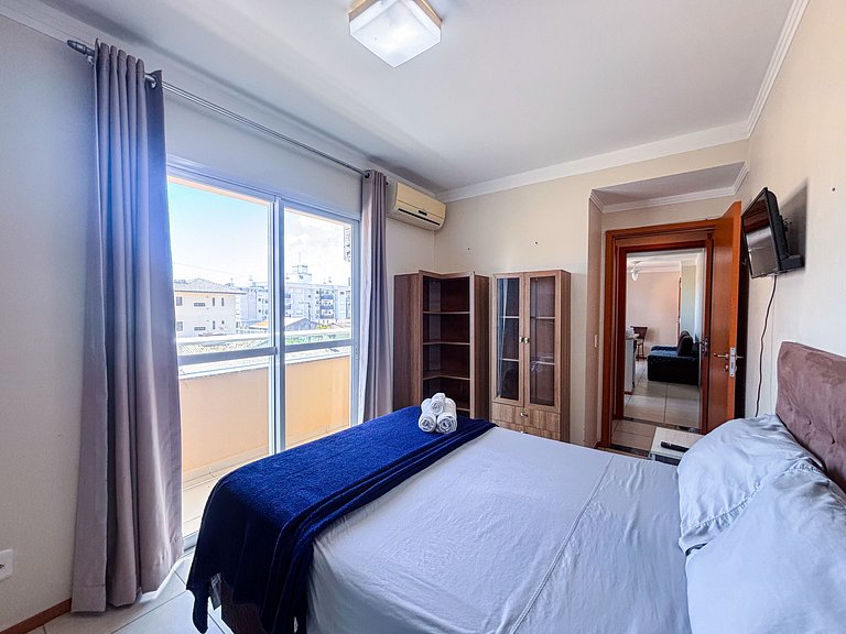 Apê Completo, A/C, Wi-Fi | 300m Praia Canasvieiras