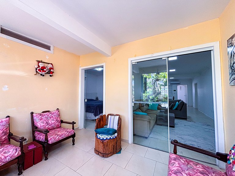 Casa com A/C, Wifi, Garagem em Canasvieiras