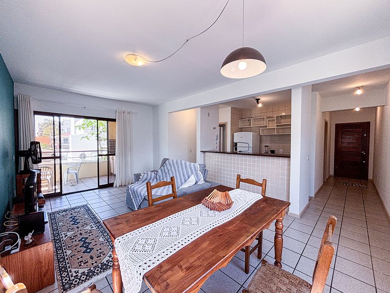 Apê Completo | Garagem | 250m Praia Canasvieiras