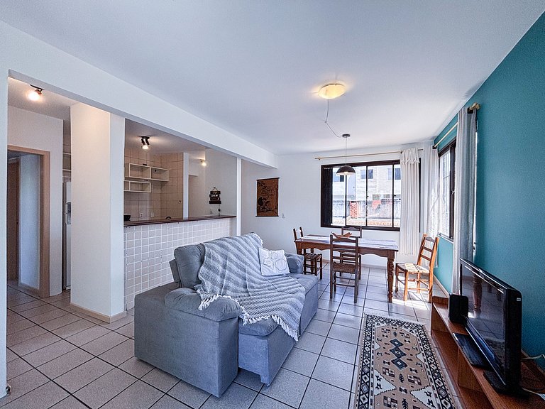 Apê Completo | Garagem | 250m Praia Canasvieiras