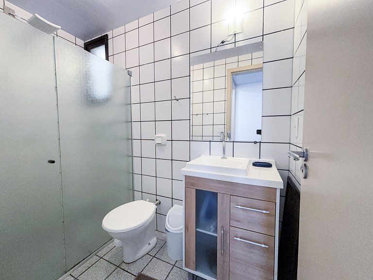 Apê Completo | Garagem | 250m Praia Canasvieiras