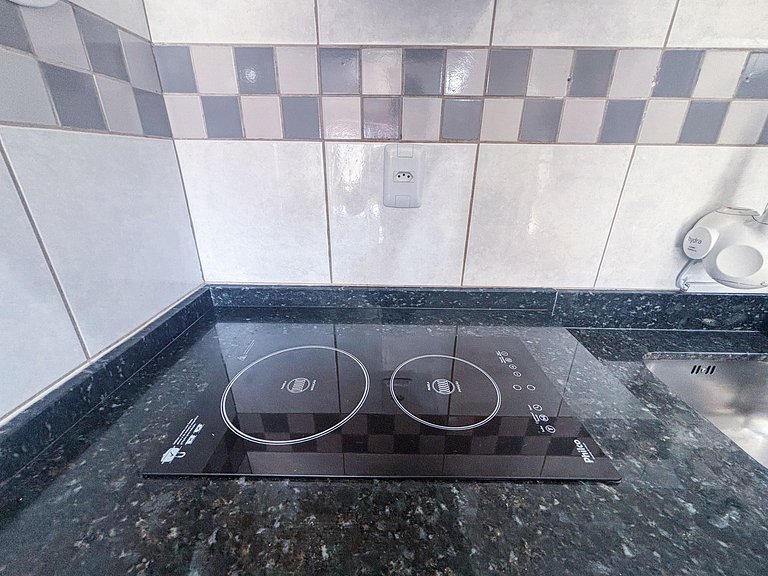 Apê Completo | Garagem | 250m Praia Canasvieiras