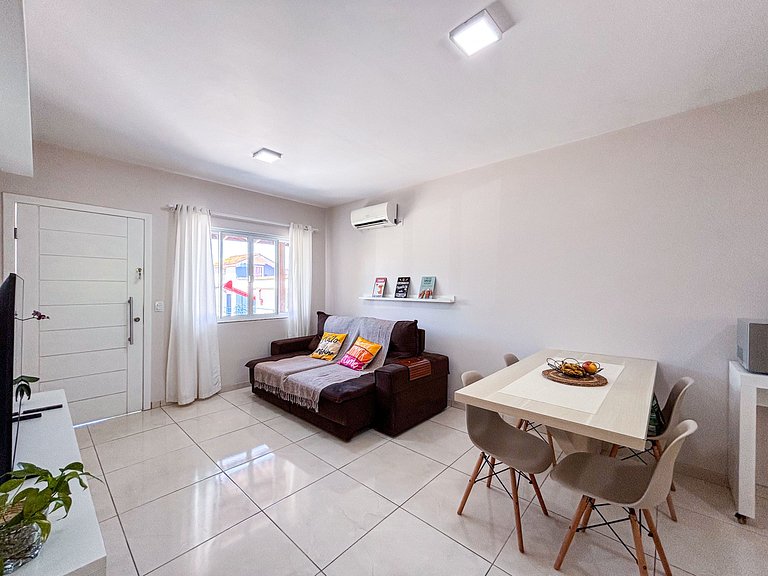 Belíssima Casa a 350m da Praia de Canasvieiras