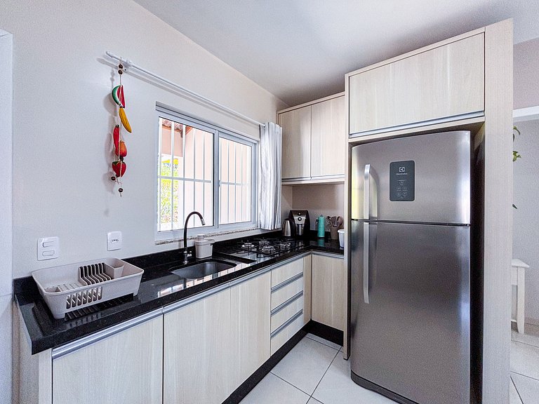 Belíssima Casa a 350m da Praia de Canasvieiras