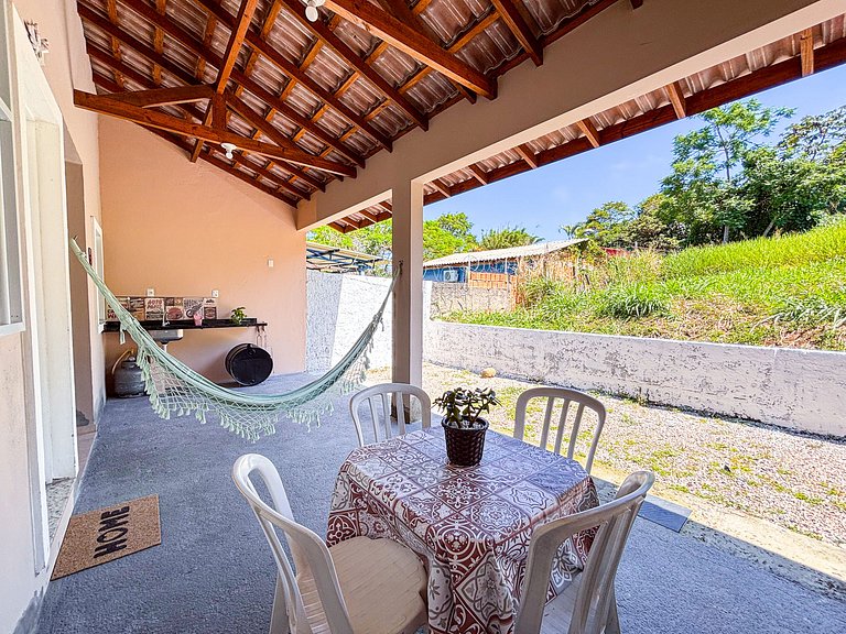 Belíssima Casa a 350m da Praia de Canasvieiras