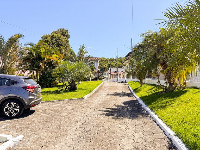 Belíssima Casa a 350m da Praia de Canasvieiras