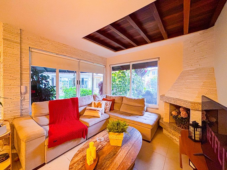 Belíssima Casa a 300m da Praia da Cachoeira