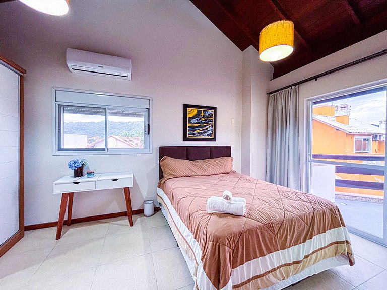 Belíssima Casa a 300m da Praia da Cachoeira