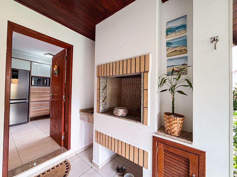 Belíssima Casa a 300m da Praia da Cachoeira