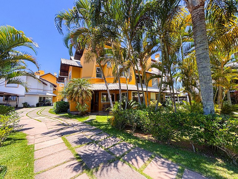 Belíssima Casa a 300m da Praia da Cachoeira