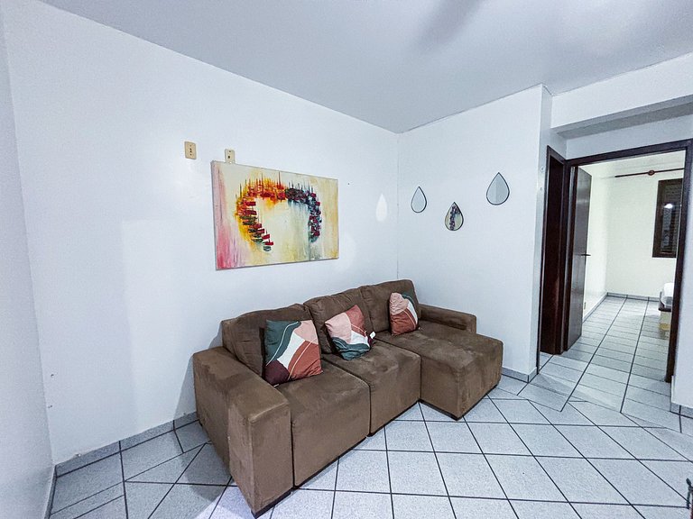 Apê Completo, A/C, Wi-Fi | 300m Praia Canasvieiras