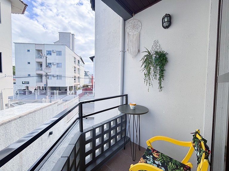 Studio com A/C a 100m Praia de Canasvieiras